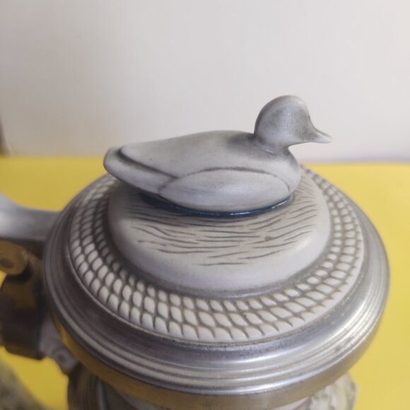 Ducks of the American Wilderness Stein made for Avon by Ceramarte in Brazil 1988 - Picture 7 of 10